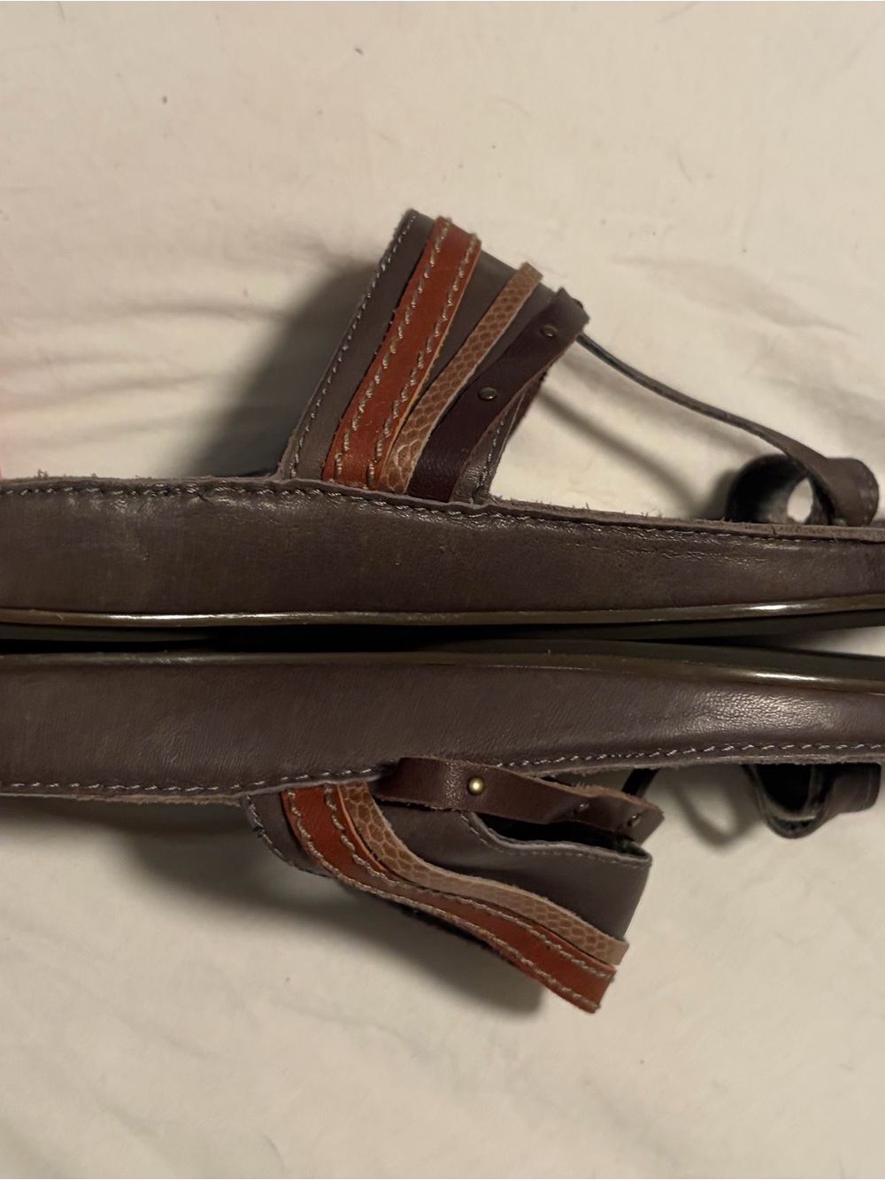 OluKai Pahili Women’s Leather Slip-On Sandals Size 8 - Picture 8 of 9
